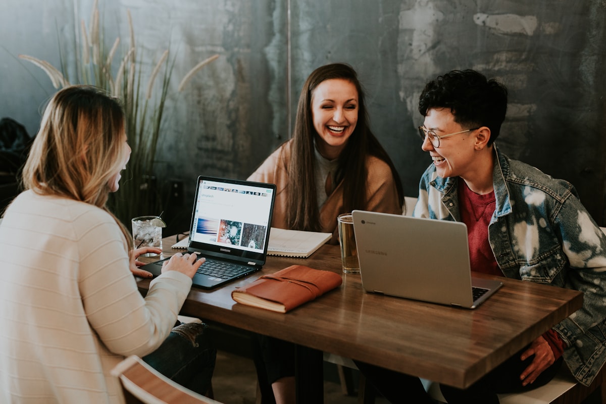 BusinessLeap facilitators working together in an office